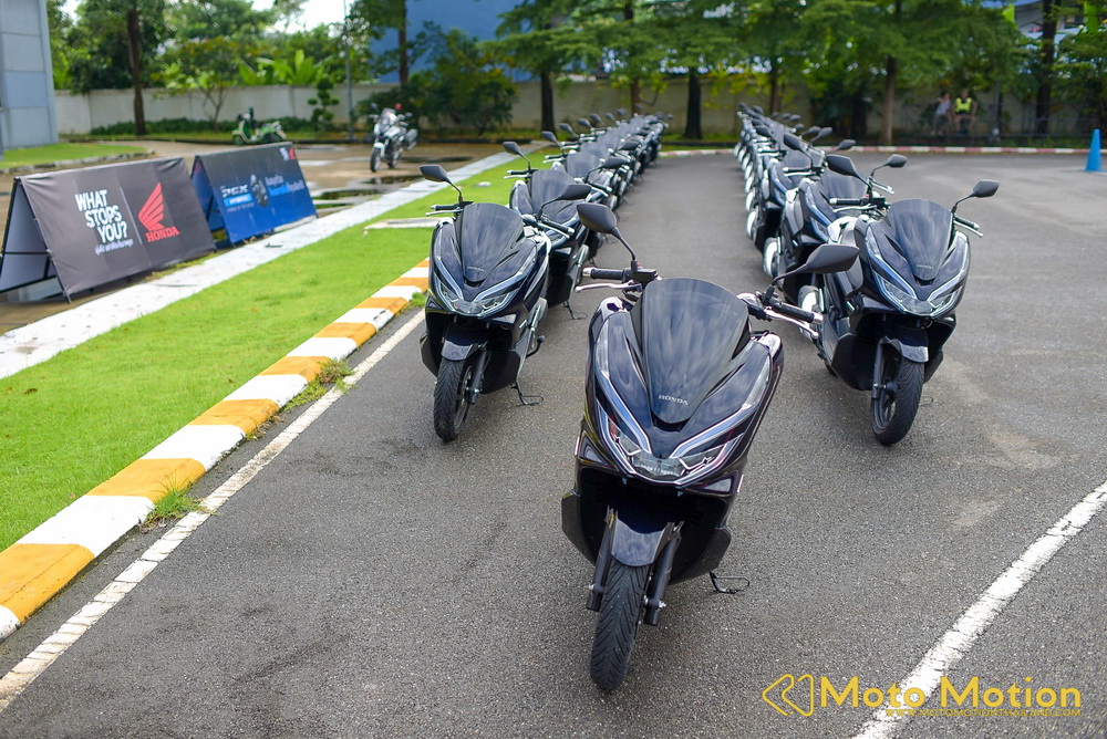 PCX Hybrid