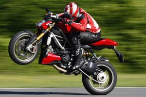 ducati streetfighter v4